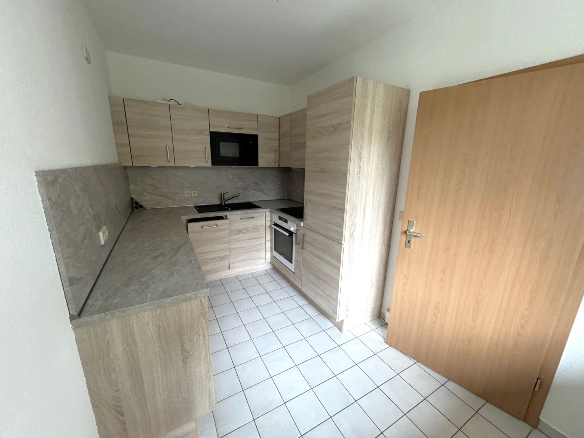 2-Raum-Erdgeschosswohnung in Gera (Roschütz)