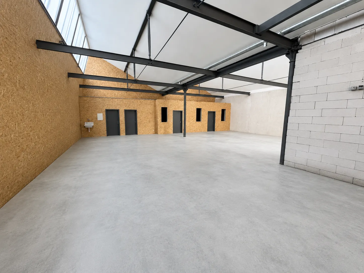 Halle / Produktion in Gera-Debschwitz, Bild 3