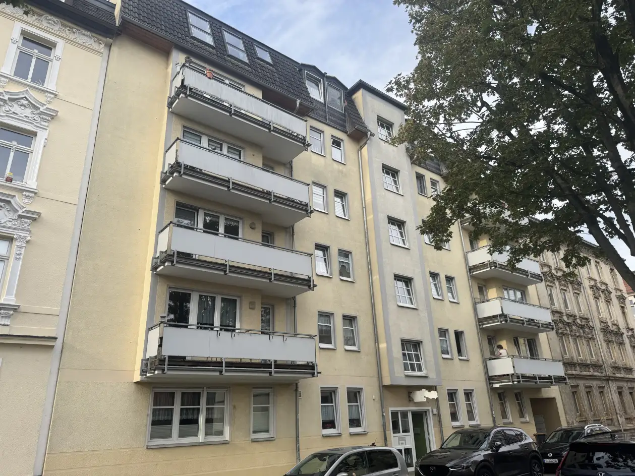 Mehrfamilienhaus mit 68 Zimmern in Gera-Untermhaus