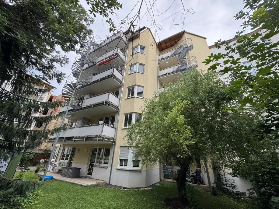 Mehrfamilienhaus mit 68 Zimmern in Gera-Untermhaus, Bild 2