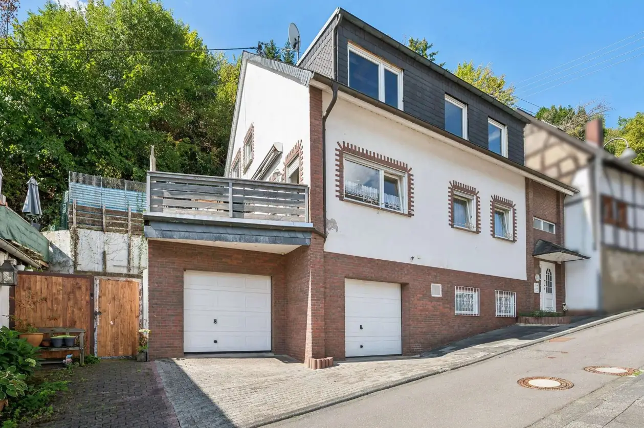 Mehrfamilienhaus mit 5 Zimmern in Bad Neuenahr-Ahrweiler