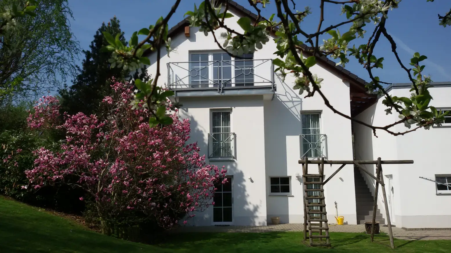 Einfamilienhaus (freistehend) mit 7 Zimmern in Weida, Bild 2