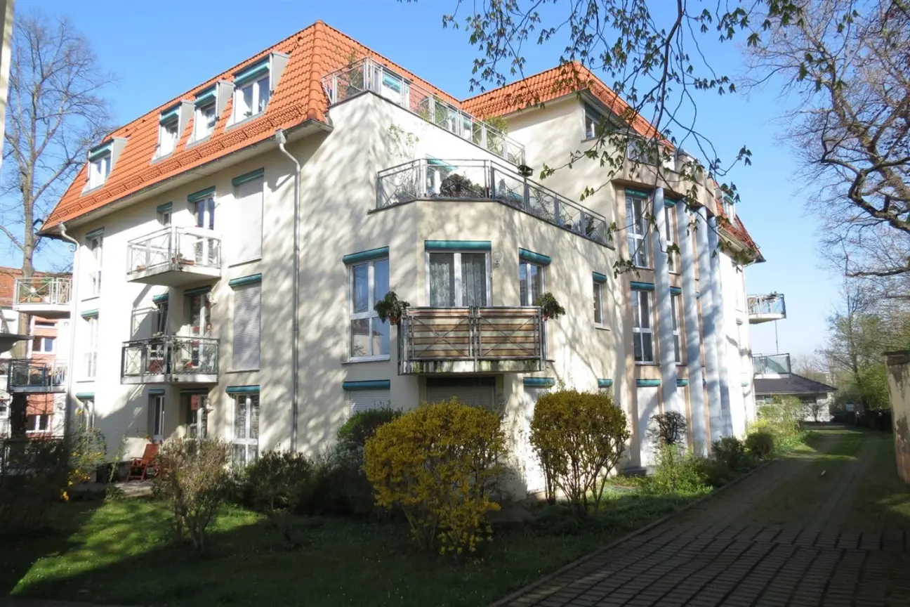 Mehrfamilienhaus mit 3 Zimmern in Gera, Bild 2