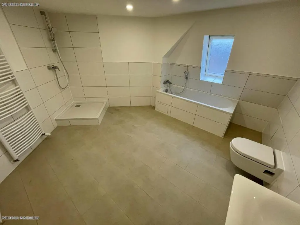 4-Raum-Dachgeschosswohnung in Gera, Bild 2