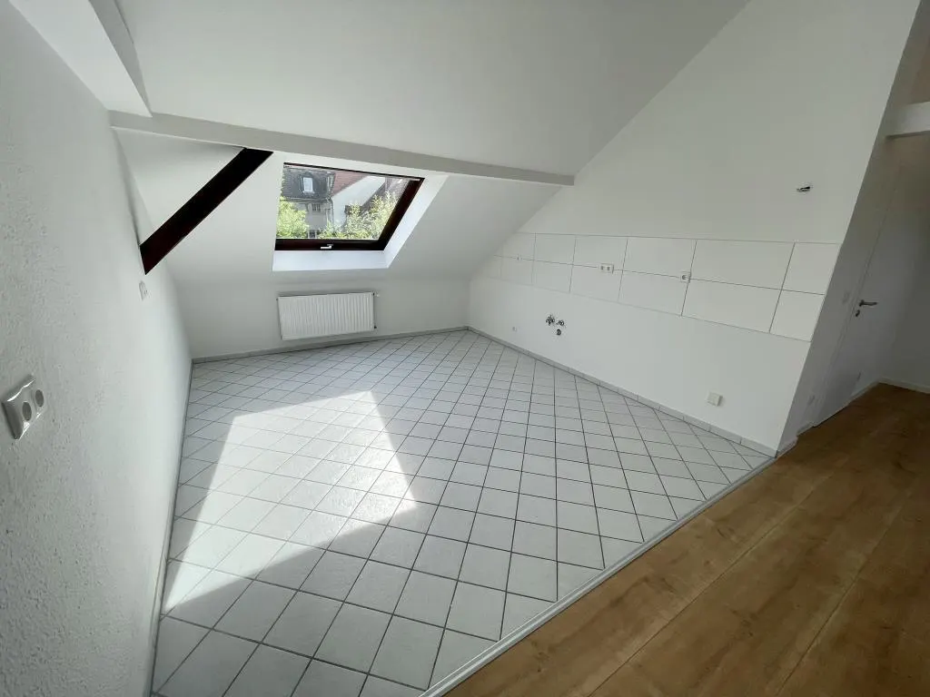 3-Raum-Dachgeschosswohnung in Gera, Bild 3