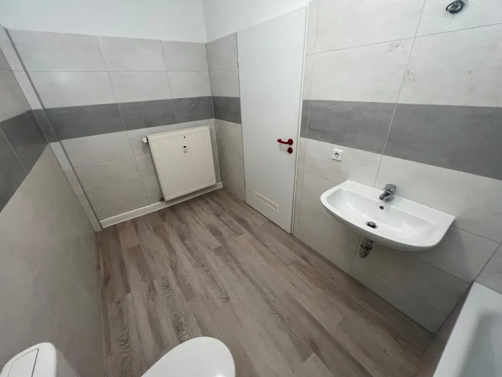2-Raum-Etagenwohnung in Gera, Bild 2