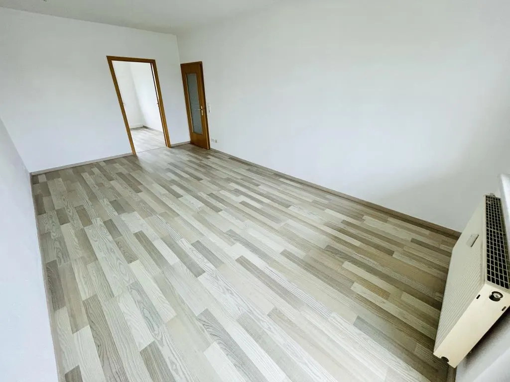 4-Raum-Etagenwohnung in Gera-Langenberg, Bild 2