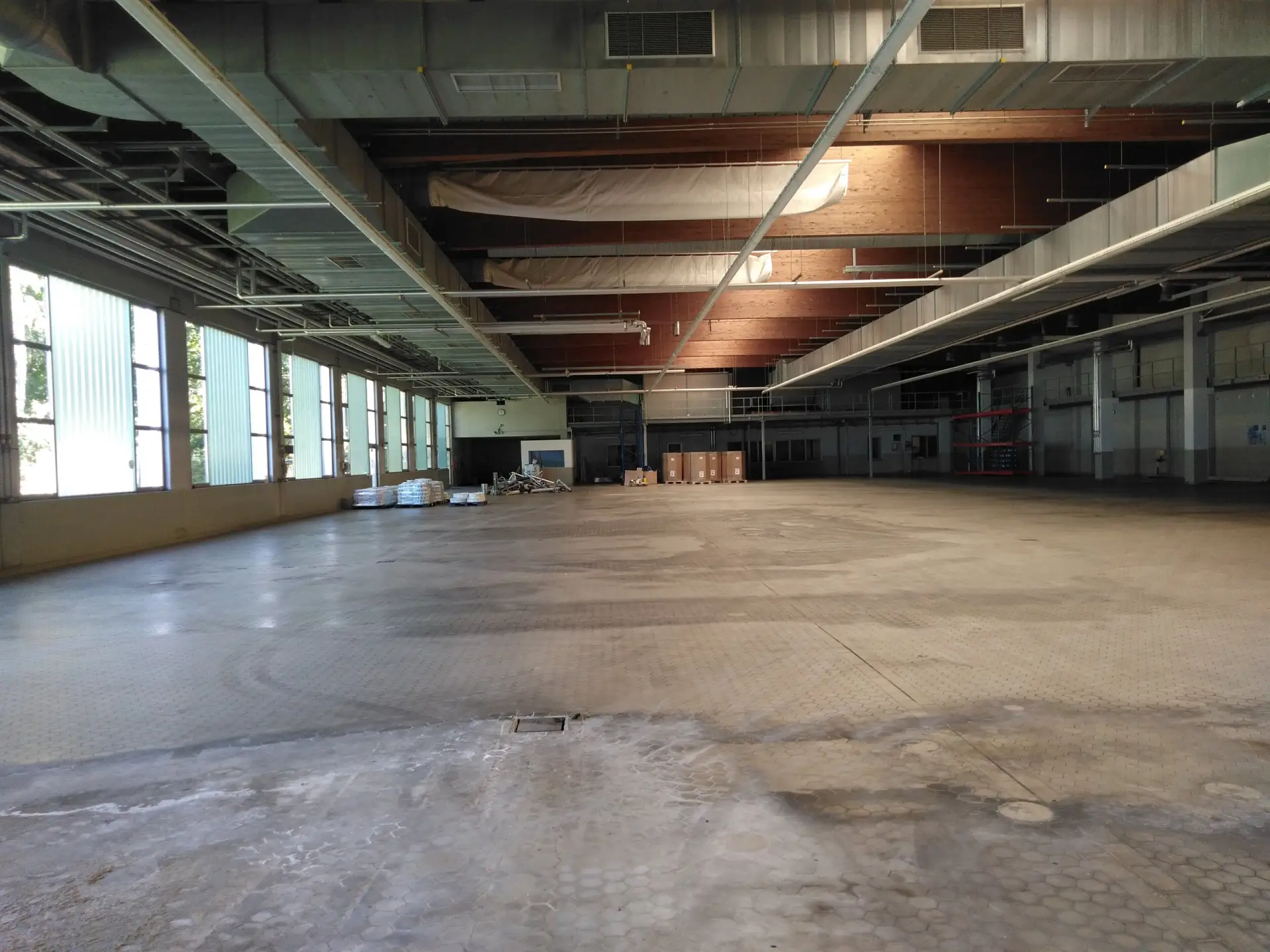 Halle / Produktion in Waldsassen, St