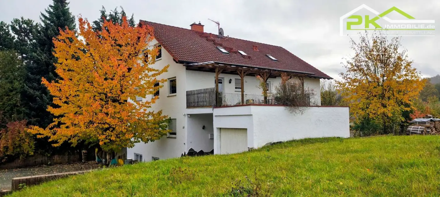 Mehrfamilienhaus mit 14 Zimmern in Schöllkrippen, M